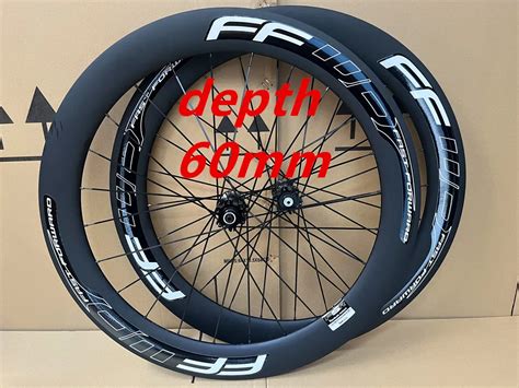 Nieuwste 700C Racefiets Full Carbon Fiber Tubular Clincher Tubeless