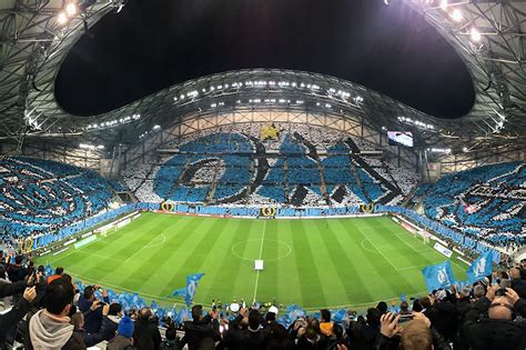 Vidéo dans les coulisses du tifo de lOM déployé il y a un an jour