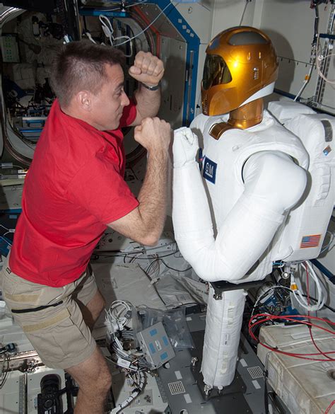 Suburban Spaceman Nasa Astronaut Chris Cassidy V Robonaut 2