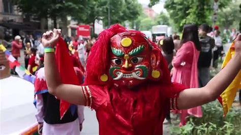 Berl N Celebra El Carnaval De Las Culturas