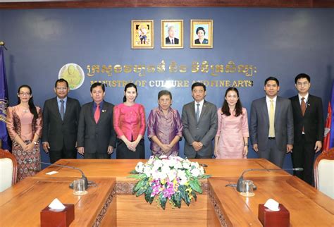 Ambassador Led A Delegation From The Royal Thai Embassy To Pay A