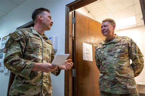 DVIDS Images ACC Command Surgeon Visits AASAB Image 4 Of 10