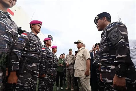 Kopaska Yontaifib Marinir Dan Denjaka TNI AL Kawal KRI Radjiman