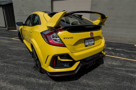 2021 Honda Civic Type R Specs Prices Mpg Reviews And Photos