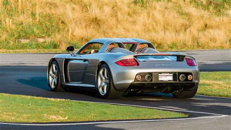 Este Porsche Carrera Gt Verde Oliva Es Una Belleza única