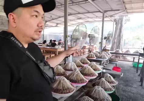 Habiskan 1 Ton Daging Sehari Segini Omzet Warung Sate Maranggi Hj