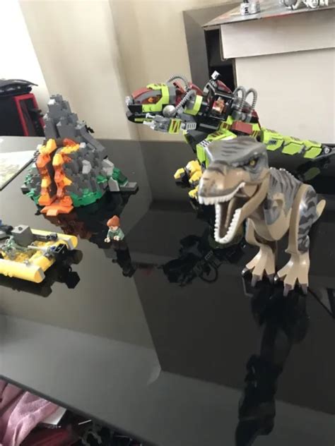 LEGO JURASSIC WORLD: T. rex vs Dino-Mech Battle (75938) £61.00 ...