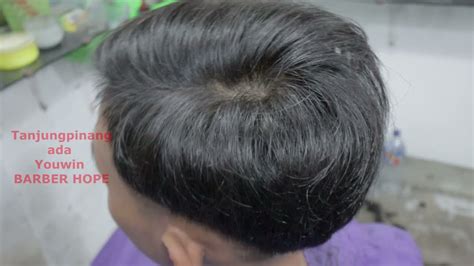 Gaya Potongan Rambut Pria 2 Jari