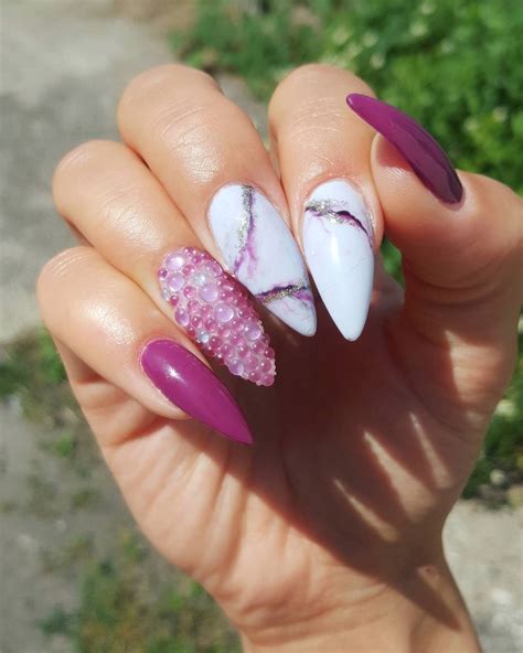 Nail art été 50 idées fraîches pour une manucure chic et originale