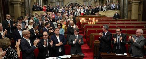 El Parlament Aprueba La Ley Del Referéndum Pese Al Cerco Judicial Economía Nacional E