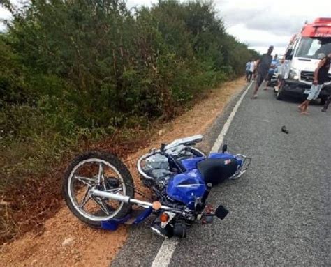 Idoso morre após perder controle de direção de moto em Sebastião