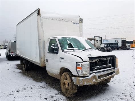 2016 Ford Econoline E350 Super Duty Cutaway Van For Sale Il Chicago North Thu Mar 05