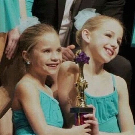 Mackenzie Ziegler And Chloe Lukasiak Season 1 So So Cute