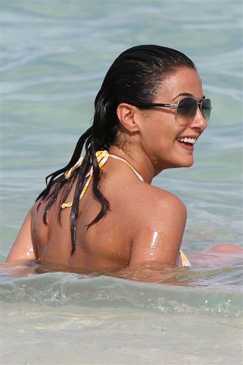 Emmanuelle Chriqui Bikini Photos At A Beach In Miami Gotceleb