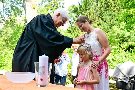 Das Dekanat Der Evangelischen Kirche Wiesabden Feierte A Flickr