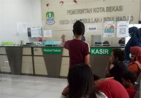 Keluarga Pasien Keluhkan Pelayanan Pendaftaran Di RSUD Casbullah Abdul