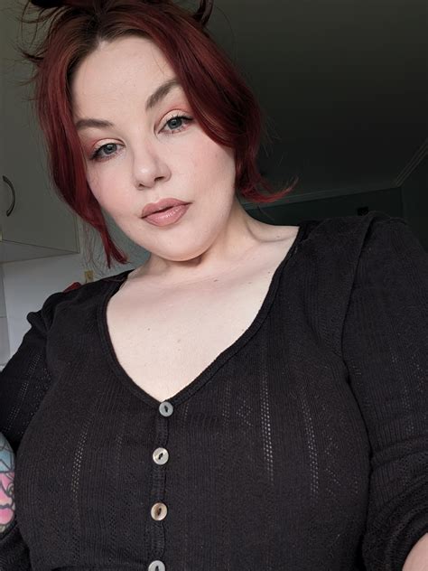 Curvy Redheads Rmidsizewomen