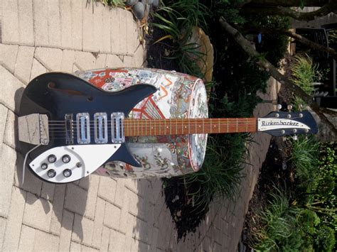 Rickenbacker 325 "John Lennon" Model 1966 Jetglo Guitar For Sale ...