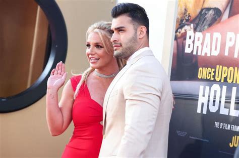 Britney Spears i jej chłopak zdradzają PIKANTNE plany na święta Nie