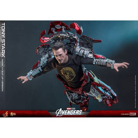 Hot Toys Avengers Iron Man Tony Stark Mark VII Suit Up Version Movie Masterpiece