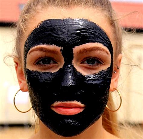 DIY Charcoal Face Mask | Alternative Resources Directory