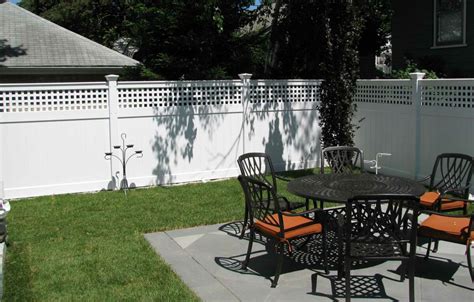 Cellular Vinyl Privacy Screen Fence Installation in Massachusetts - MA ...