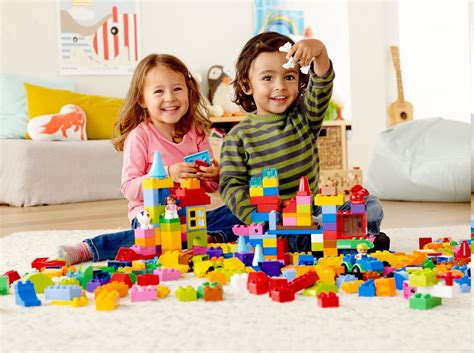 Descubre los beneficios de los legos para niños Baby Radio