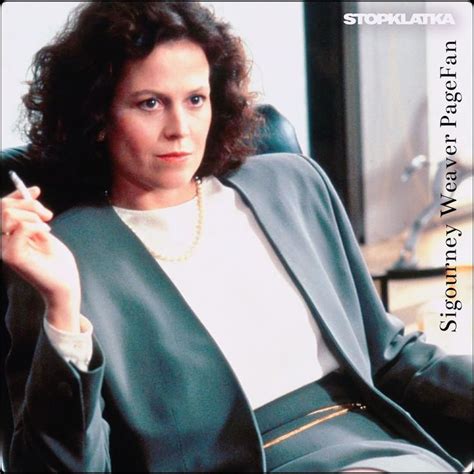 Sigourney Weaver Working Girl 1988 | Sigourney weaver, Sigourney, Girl