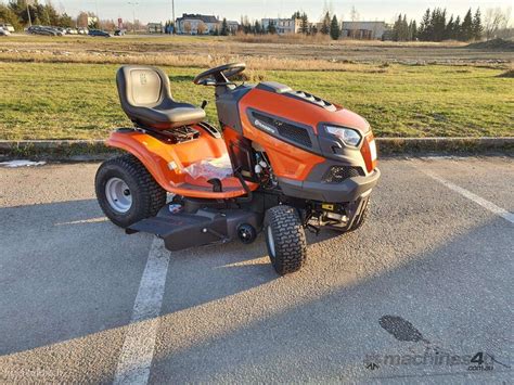 Quick Review Of The Husqvarna TS142 Ride On Mower 57 OFF