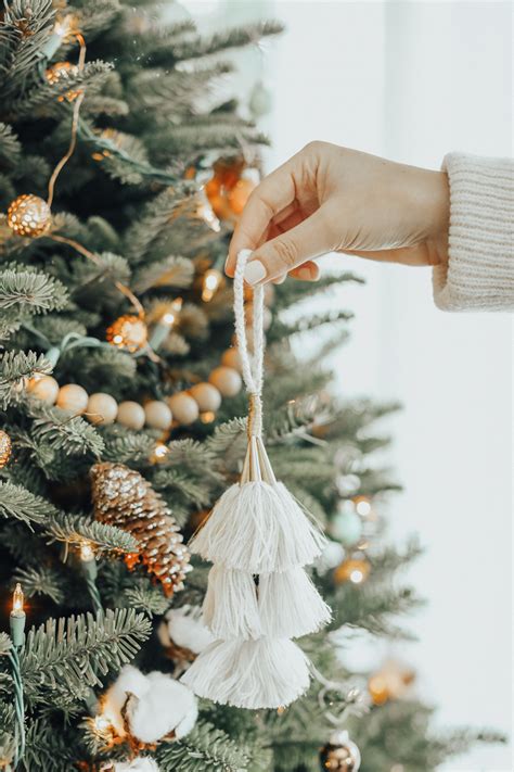 How To Decorate A Bohemian Christmas Tree Advice From A Twenty Something