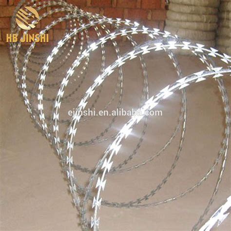 Stainless Steel Mm Coil Concertina Razor Barbed Wire Welded