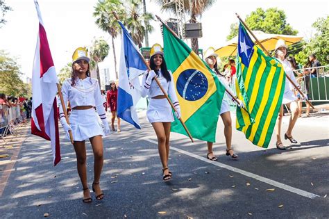 Cerca De 10 Mil Participantes Desfile De 7 De Setembro Ocorre No