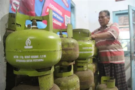 Warga Keluhkan Kelangkaan Dalam Sebulan Terakhir Beli Lpg Melon Wajib