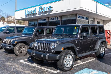 Used Jeep Dealership Stock Photos Free Royalty Free Stock Photos