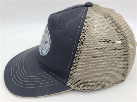 Bass Pro Shops Ducks Distressed Mesh Trucker Hat Cap  Gem