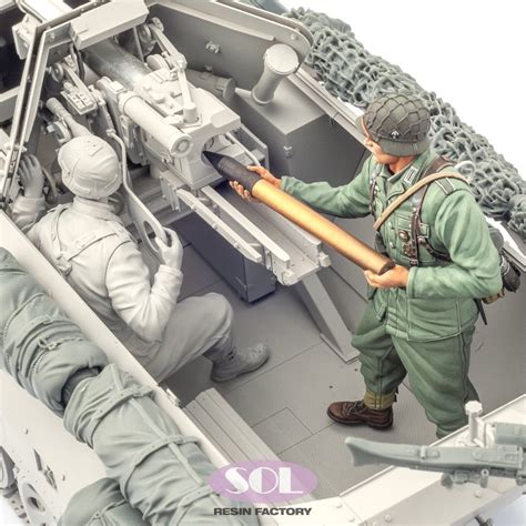 Sd Kfz 251 22 Crew In Two Scales Armorama