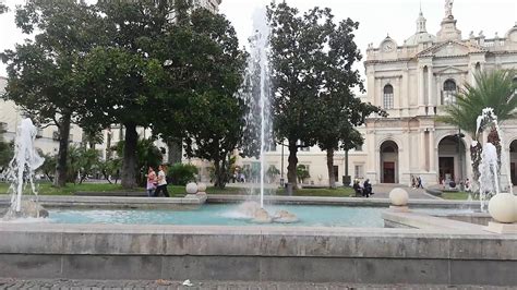 Pompei Fontana Del Santuario Della Beata Vergine Iscriviti X Ricevere