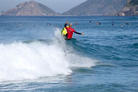 Cbsurf Master Tour Surfistas Veteranos Brilham Na Abertura Do Rio