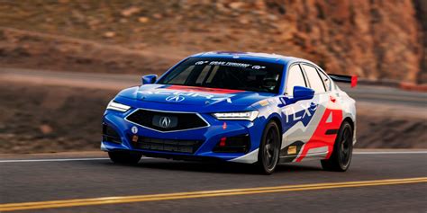 Acura Nsx Sets Record At Pikes Peak Tlx Races To Summit Then