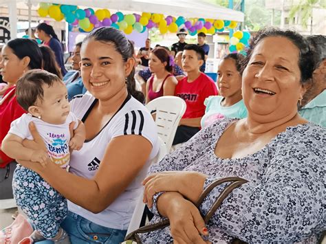 Cerca De Personas Han Sido Parte De Las Brigadas Sociales Del