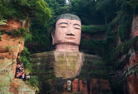 耗时九十年，历经三个阶段，乐山大佛终于修建成功 哔哩哔哩