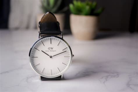 Daniel Wellington Watch Review Affordable Luxury Or Cheap Trash