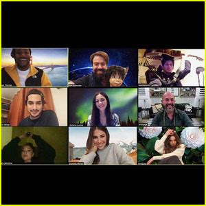 Victoria Justice, Ariana Grande, & ‘Victorious’ Cast Reunite on Zoom to Celebrate 10th ...