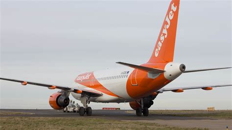 Easyjet Flight Makes Emergency Landing After Teenagers Mid Air