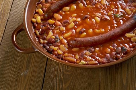 Premium Photo | Tavche gravche traditional macedonian dish.baked beans ...