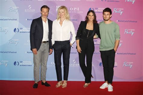 Photo : Le cast de "Demain nous appartient" lors de la soirée des ...