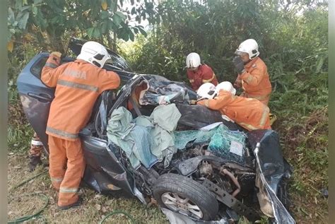 Dua Pelajar Politeknik Maut Kereta Bertembung Treler Sinar Harian