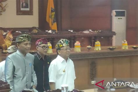 Gubernur Pungutan Wisman Ke Bali Melalui Pembayaran Elektronik