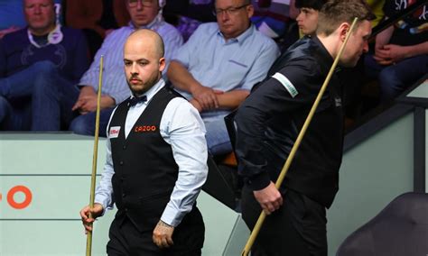 Luca Brecel on practice -'I've been playing darts' - SnookerHQ.com