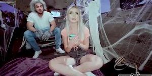 Hot Blonde Pornstar Legend Micky Ray Fucks Cameo Hardcore In The Back Of A Van Porn Videos